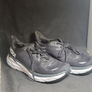 Size 9.5 B Hoka One One Clifton Hoka One One Clifton 8 Running Shoes